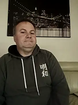 Pourleplasirs online show from November 2025 09:36:02 PM