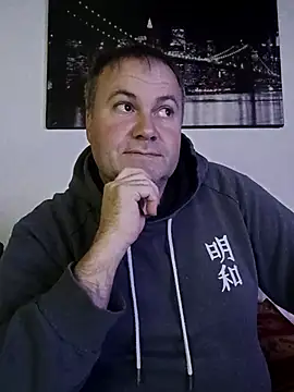 Pourleplasirs online show from November 2025 10:32:01 PM