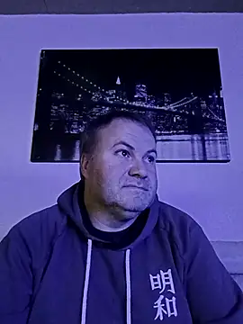 Pourleplasirs online show from December 2025 11:34:02 PM