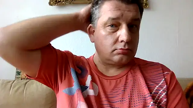 Snapshot of GrandpasDadBulg chatting on February 2025 12:01:02 PM GrandpasDadBulg online show from February 2025 12:01:02 PM