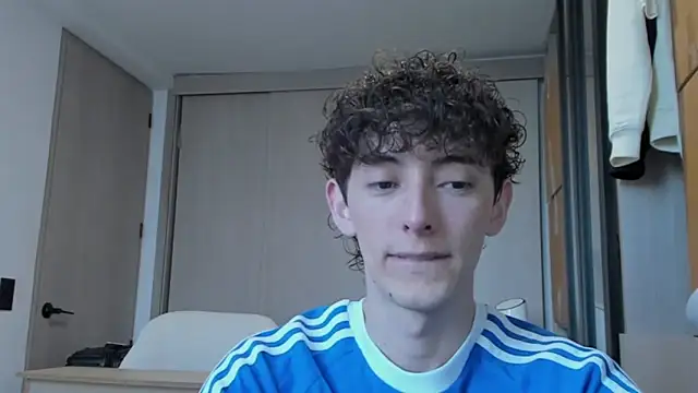 miketwink online show from September 2025 10:02:01 PM