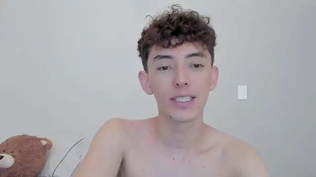 miketwink online show from October 2025 06:08:02 PM