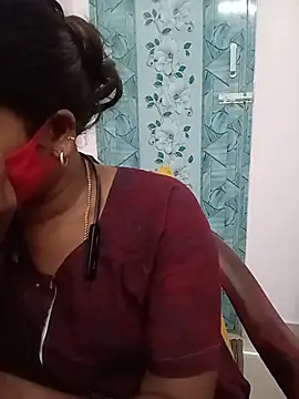 Snapshot of Tamil_roja17 chatting on June 2026 05:04:01 AM Tamil roja17 online show from June 2026 05:04:01 AM