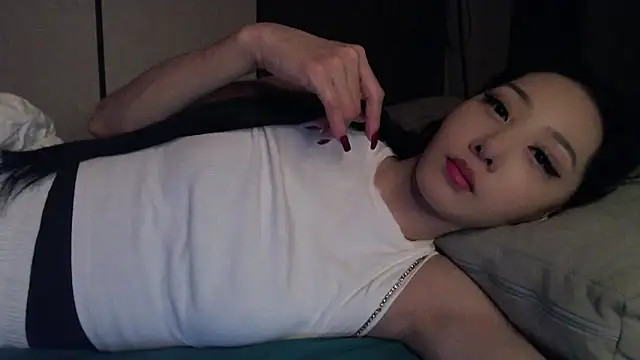 Fudzik0 online show from March 2026 06:08:01 AM