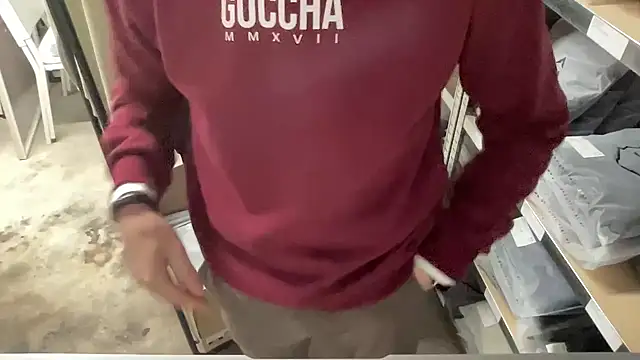 bullyboyy online show from November 2025 07:36:02 PM