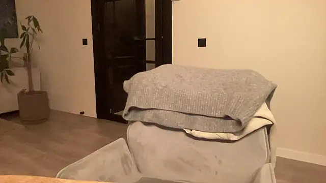 bullyboyy online show from January 2026 06:20:01 PM