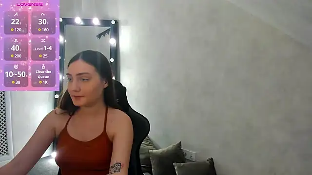 Alisa Suun online show from February 2025 06:54:01 AM