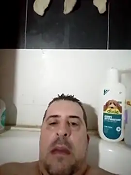 Usame como quieras online show from March 2026 01:26:02 PM