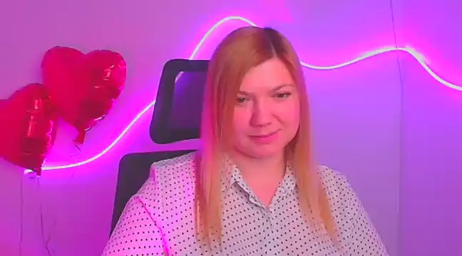 Snapshot of Lola_moree chatting on March 2025 03:20:02 PM Lola moree online show from March 2025 03:20:02 PM