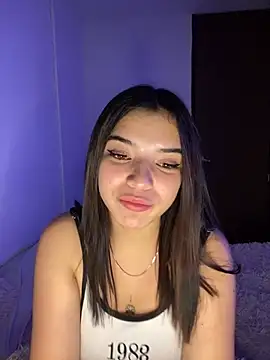 Snapshot of eileensophi chatting on February 2025 09:24:01 AM eileensophi online show from February 2025 09:24:01 AM