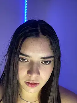 Snapshot of eileensophi chatting on February 2025 02:56:02 AM eileensophi online show from February 2025 02:56:02 AM