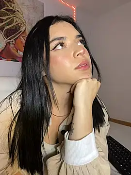 Snapshot of eileensophi chatting on March 2025 06:43:01 AM eileensophi online show from March 2025 06:43:01 AM