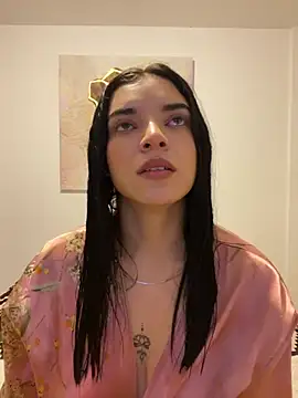 Snapshot of eileensophi chatting on September 2025 12:32:02 AM eileensophi online show from September 2025 12:32:02 AM