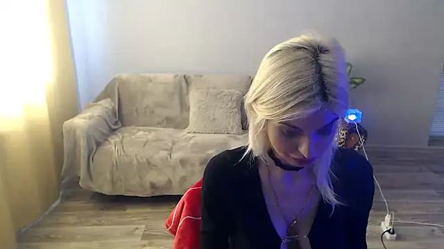 SexyBeatriice online show from March 2026 06:25:01 AM