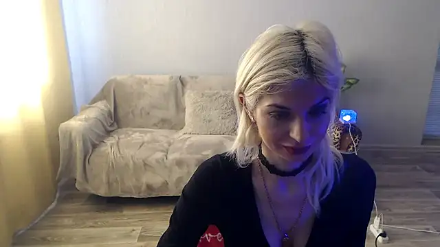 SexyBeatriice online show from April 2026 06:22:02 AM