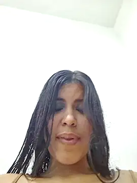 Angela Sophie online show from December 2025 08:25:02 PM