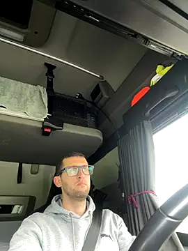 Snapshot of Eriic8888 chatting on November 2025 09:26:02 AM Eriic8888 online show from November 2025 09:26:02 AM