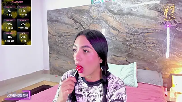 Estefy gomez09 online show from March 2026 12:43:02 PM