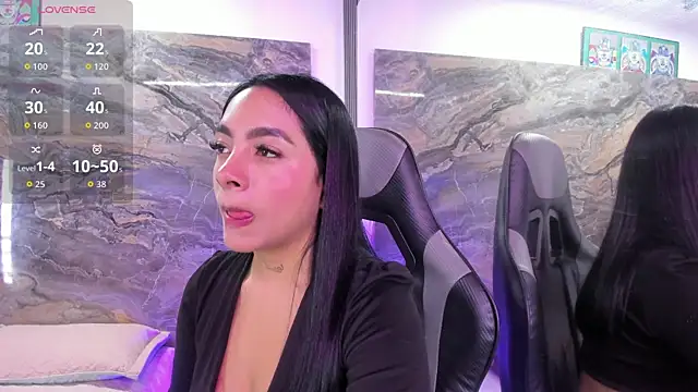 Estefy gomez09 online show from April 2026 12:11:02 PM