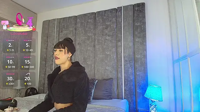 AliDiaz  online show from March 2026 06:18:02 PM