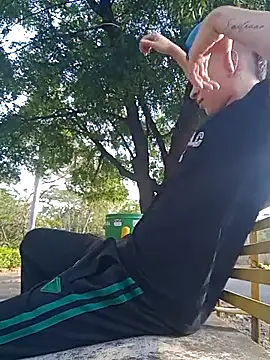 arevalo1124 online show from October 2025 09:01:01 PM