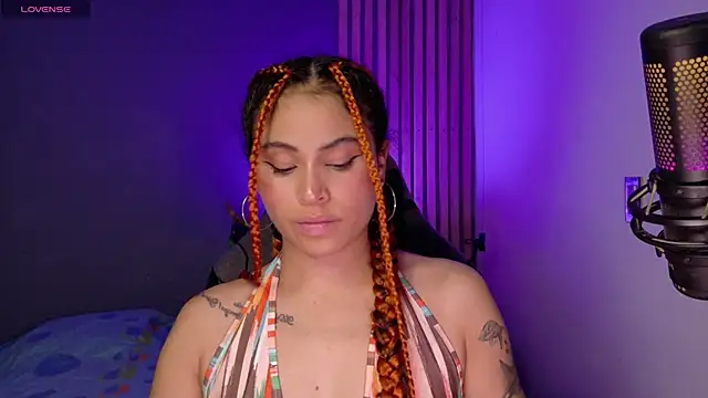 Marivimichel1 online show from November 2025 07:05:02 PM