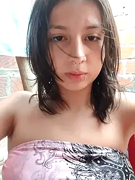 Snapshot of Maiden-Hot chatting on November 2025 07:25:01 PM Maiden-Hot online show from November 2025 07:25:01 PM