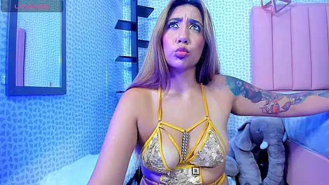 CALANTHELOVE1 online show from November 2025 10:37:01 PM