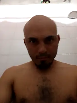 Snapshot of Jean18060 chatting on February 2026 01:44:02 AM Jean18060 online show from February 2026 01:44:02 AM