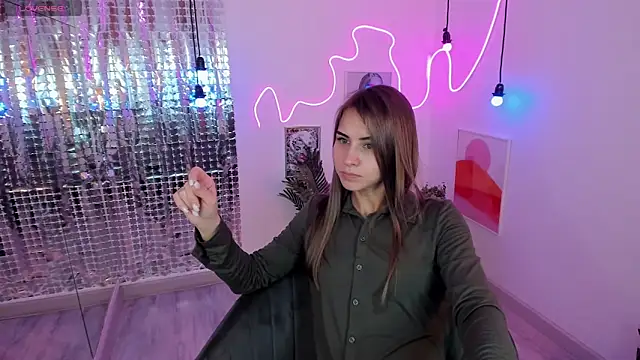 Snapshot of CharmBianca chatting on February 2025 08:22:02 AM CharmBianca online show from February 2025 08:22:02 AM