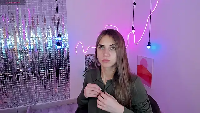 Snapshot of CharmBianca chatting on February 2025 07:41:02 PM CharmBianca online show from February 2025 07:41:02 PM