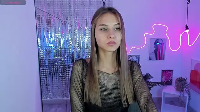 Snapshot of CharmBianca chatting on February 2025 11:31:02 AM CharmBianca online show from February 2025 11:31:02 AM