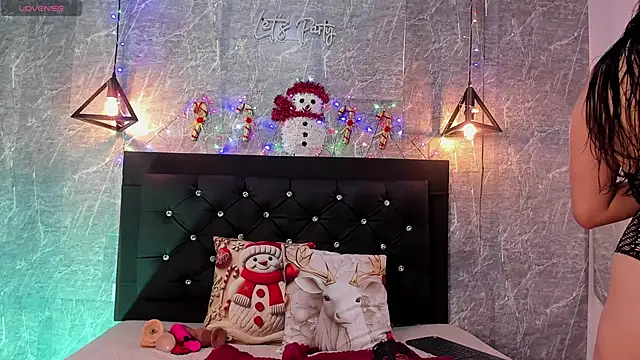 Snapshot of emberhodson chatting on November 2025 12:29:02 PM emberhodson online show from November 2025 12:29:02 PM