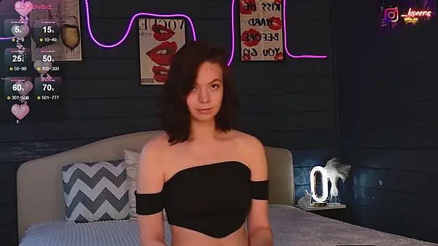 Eseensia online show from October 2025 02:32:01 AM