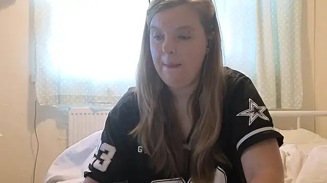 Snapshot of Demi_WelshX chatting on October 2025 08:37:02 AM Demi WelshX online show from October 2025 08:37:02 AM