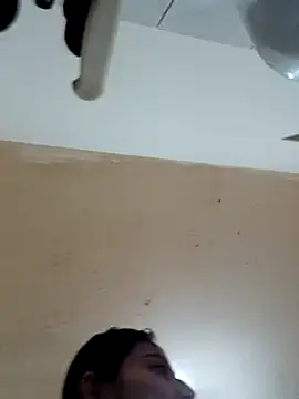 Snapshot of Little_Saori chatting on February 2025 01:21:02 PM Little Saori online show from February 2025 01:21:02 PM