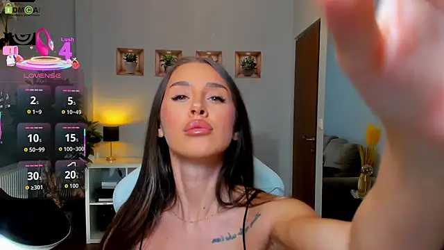 Anya-Ray online show from October 2025 01:23:04 PM