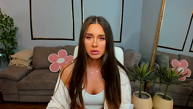 Anya-Ray online show from April 2026 01:03:01 PM