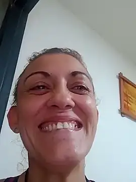 Snapshot of brigitho5 chatting on March 2025 11:35:02 PM brigitho5 online show from March 2025 11:35:02 PM