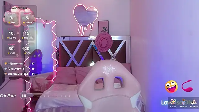 Snapshot of palmerfox_tay chatting on February 2025 05:26:02 PM palmerfox tay online show from February 2025 05:26:02 PM