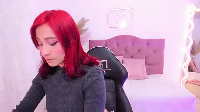 Snapshot of palmerfox_tay chatting on September 2025 03:18:02 AM palmerfox tay online show from September 2025 03:18:02 AM