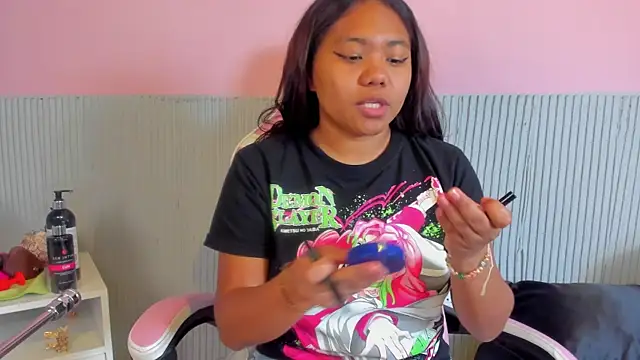 yeikafoxy online show from March 2026 11:32:01 AM