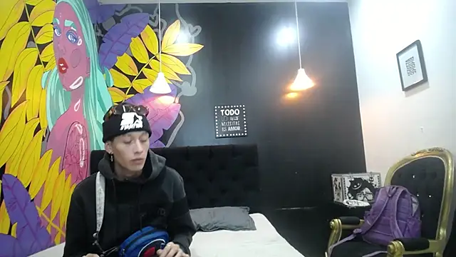 Snapshot of SimonAndJocelyn chatting on February 2025 11:54:01 AM SimonAndJocelyn online show from February 2025 11:54:01 AM