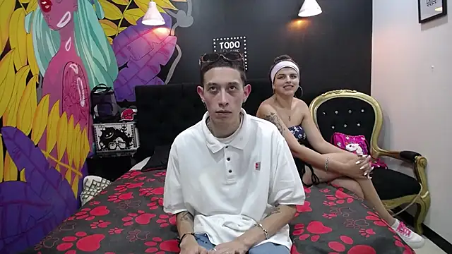 Snapshot of SimonAndJocelyn chatting on February 2025 07:42:02 PM SimonAndJocelyn online show from February 2025 07:42:02 PM