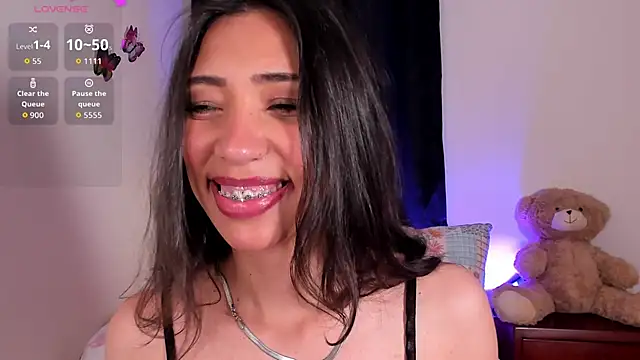 Miss veronicaa2 online show from December 2025 01:17:04 PM