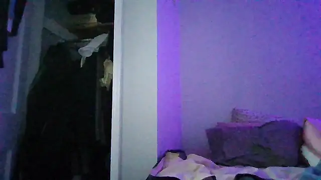 cruz815 online show from November 2025 03:27:02 PM