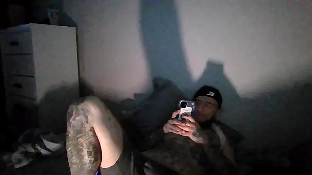 cruz815 online show from April 2026 03:17:02 AM