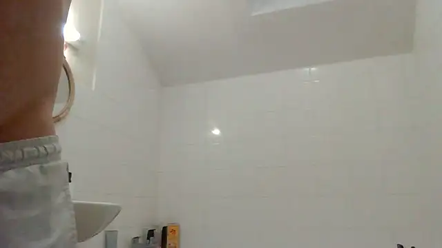 Snapshot of Zer_oki chatting on March 2025 05:59:02 PM Zer oki online show from March 2025 05:59:02 PM