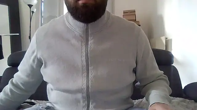 Snapshot of Zer_oki chatting on November 2025 11:32:02 AM Zer oki online show from November 2025 11:32:02 AM