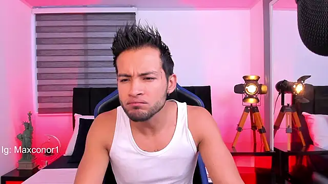 Snapshot of Max_Conor1 chatting on March 2025 11:18:02 AM Max Conor1 online show from March 2025 11:18:02 AM